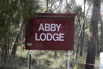 Abby Lodge Orange Exterior photo